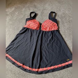 Women’s AQUARILLA Grey & Peach Bathing Suit Top sz 14